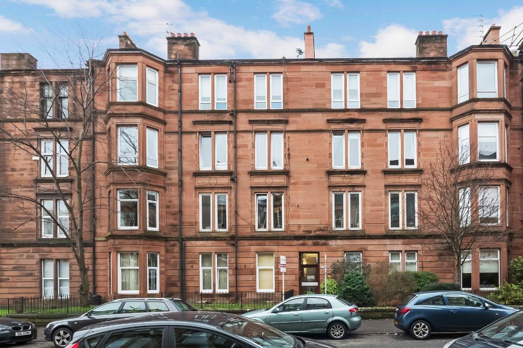 2 Bedroom Flat For Sale in Onslow Drive, Dennistoun, Glasgow, G31 2PZ