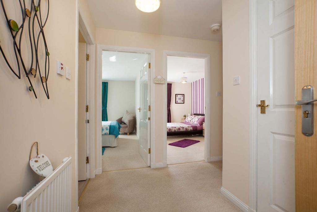 2 Bedroom Flat For Sale in Hanson Park, Dennistoun, Glasgow, Strathclyde, G31 2HA