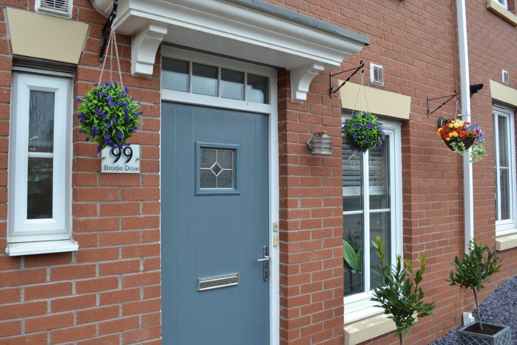 3 Bedroom Town House For Sale in Brodie Drive, Baillieston, Glasgow