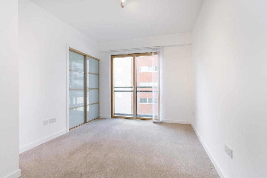2 Bedroom Flat For Sale in Glasgow Harbour, Glasgow, Glasgow, G11 6BQ