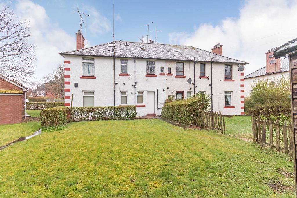 2 Bedroom Flat For Sale in Duchray Street, Riddrie, Glasgow, G33 2DD