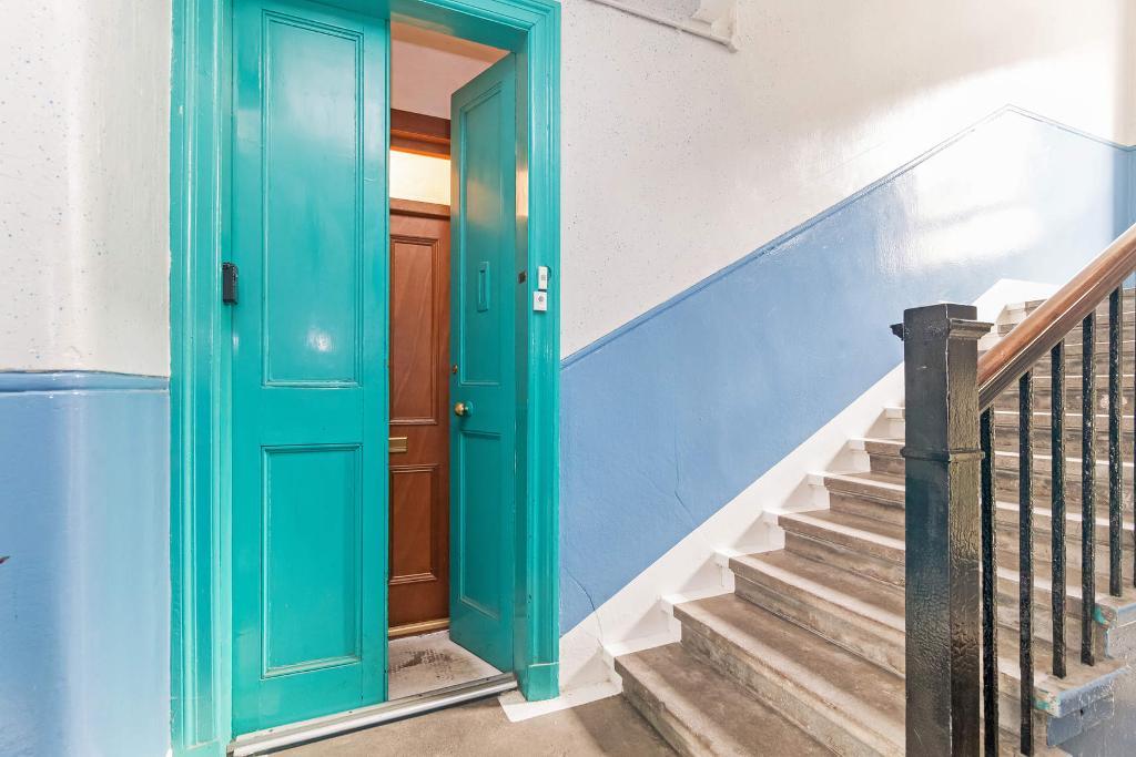 2 Bedroom Ground Floor Flat For Sale in Gough Street, Glasgow, G33 2EJ