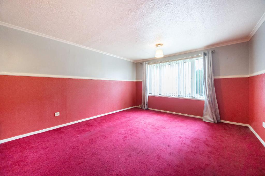 4 Bedroom Flat For Sale in St Mungo Ave, Townhead, Glasgow, G4 0PH