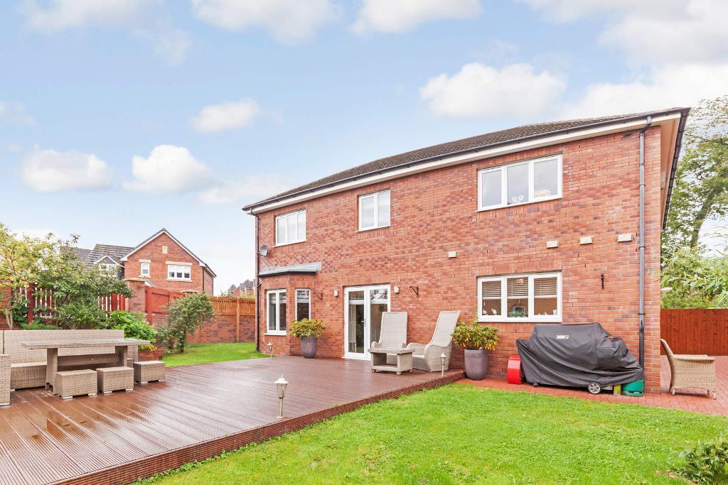 5 Bedroom Detached For Sale in Broomhouse Crescent, Uddingston, G71 7RE