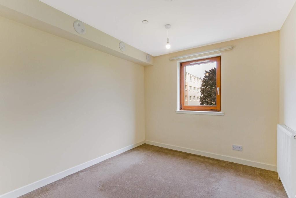 2 Bedroom Flat For Sale in Dalmarnock Drive, Bridgeton, G40 4LS