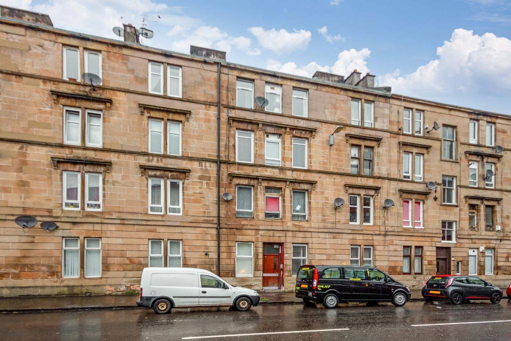 1 Bedroom Flat For Sale in Cumbernauld Road, Dennistoun, Glasgow, G31 2UG