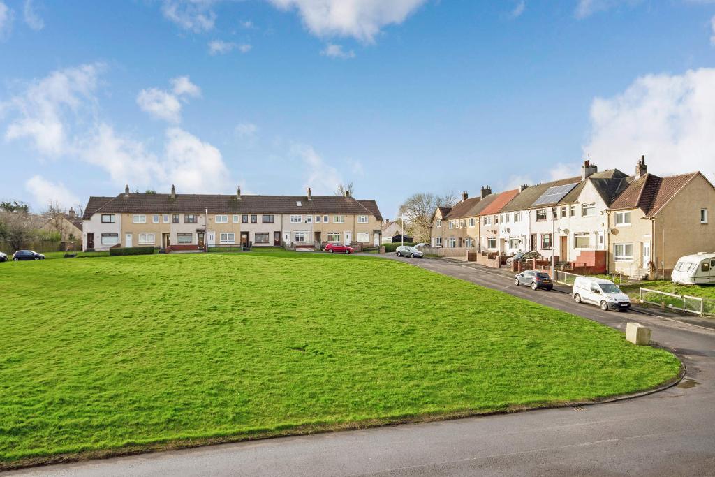 2 Bedroom End Terraced For Sale in Myrtle Street, Blantyre, G72 9DS
