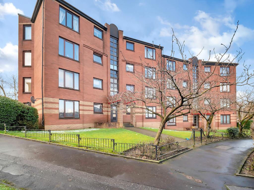 2 Bedroom Flat For Sale in Ayr Street, Springburn, Glasgow, G21 4DA