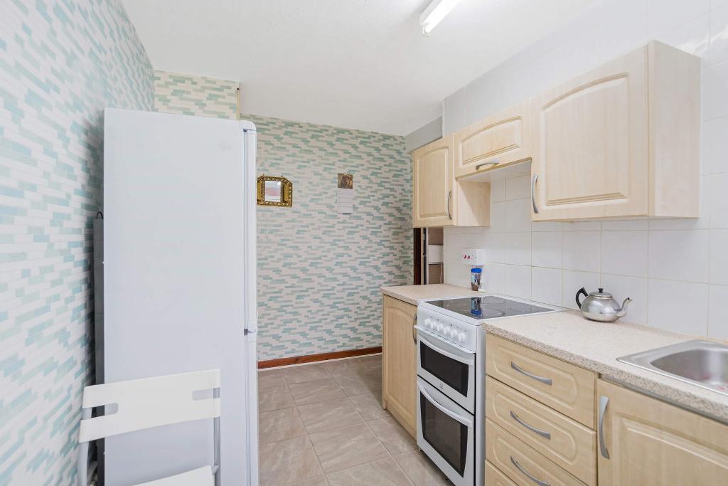2 Bedroom Ground Floor Flat For Sale in Braehead Street, Glasgow, G5 0LQ
