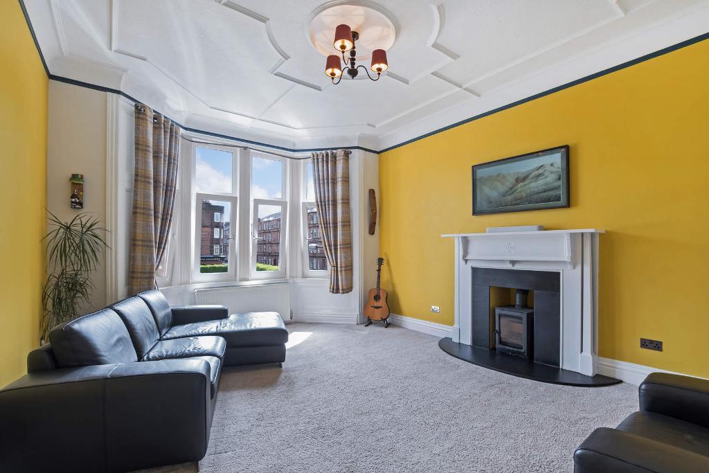1 Bedroom Flat For Sale in Kennyhill Square, Dennistoun, Glasgow, G31 3LL