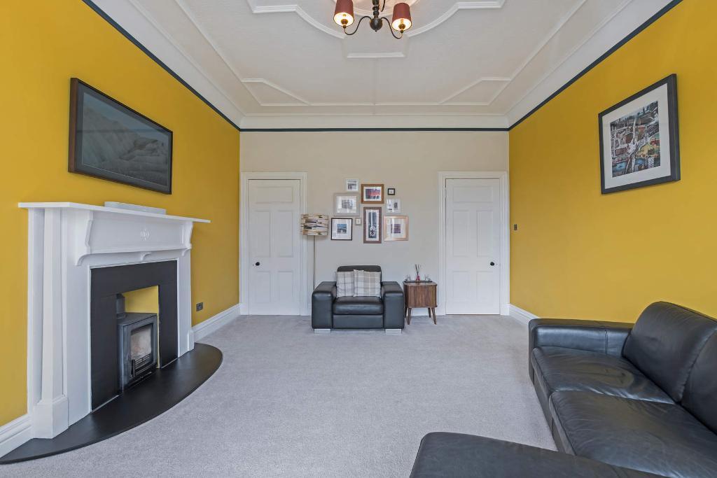 1 Bedroom Flat For Sale in Kennyhill Square, Dennistoun, Glasgow, G31 3LL