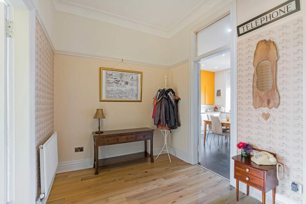 1 Bedroom Flat For Sale in Kennyhill Square, Dennistoun, Glasgow, G31 3LL