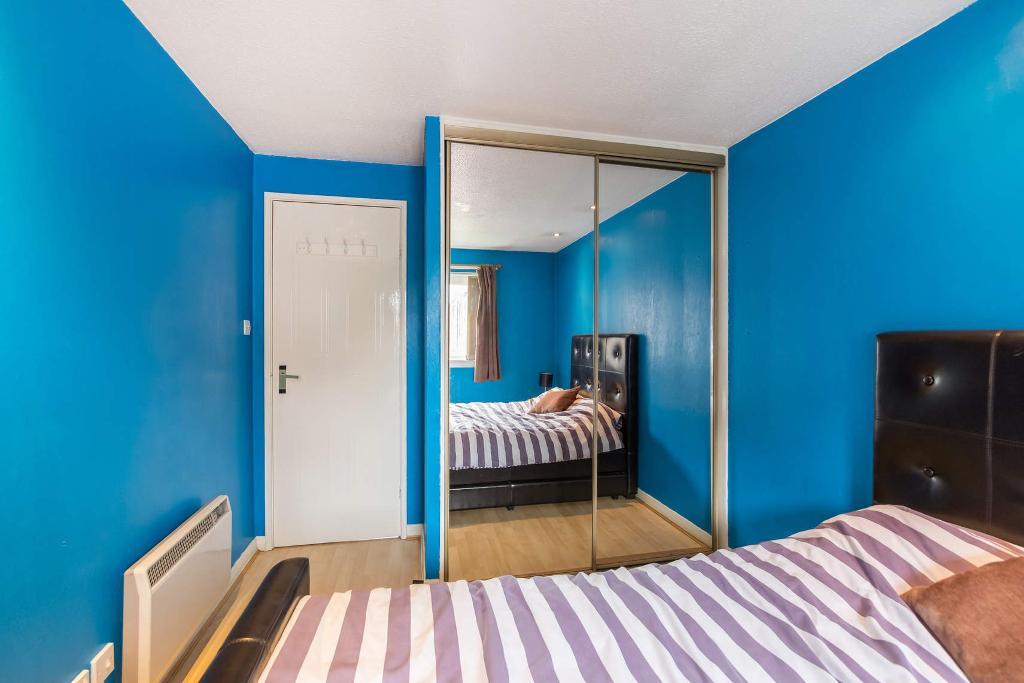 1 Bedroom Flat For Sale in Armadale Street, Dennistoun, Glasgow, G31 2QJ