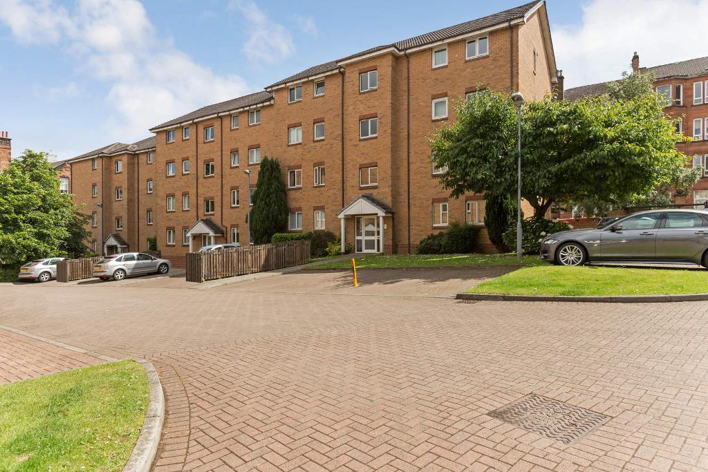 2 Bedroom Flat For Sale in Golfhill Drive, Dennistoun, Glasgow, G31 2NZ