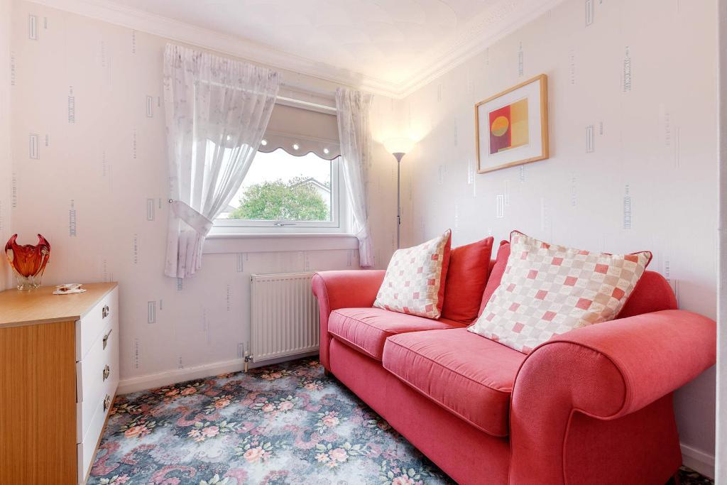 3 Bedroom Detached For Sale in Viewfield Avenue, Garrowhill, Glasgow