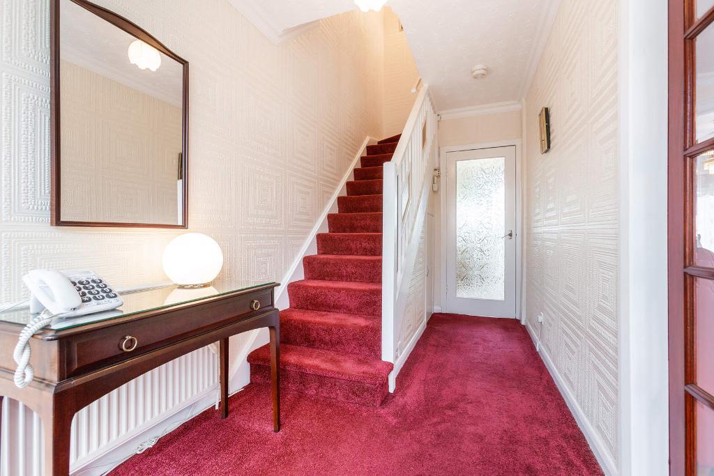 3 Bedroom Detached For Sale in Viewfield Avenue, Garrowhill, Glasgow