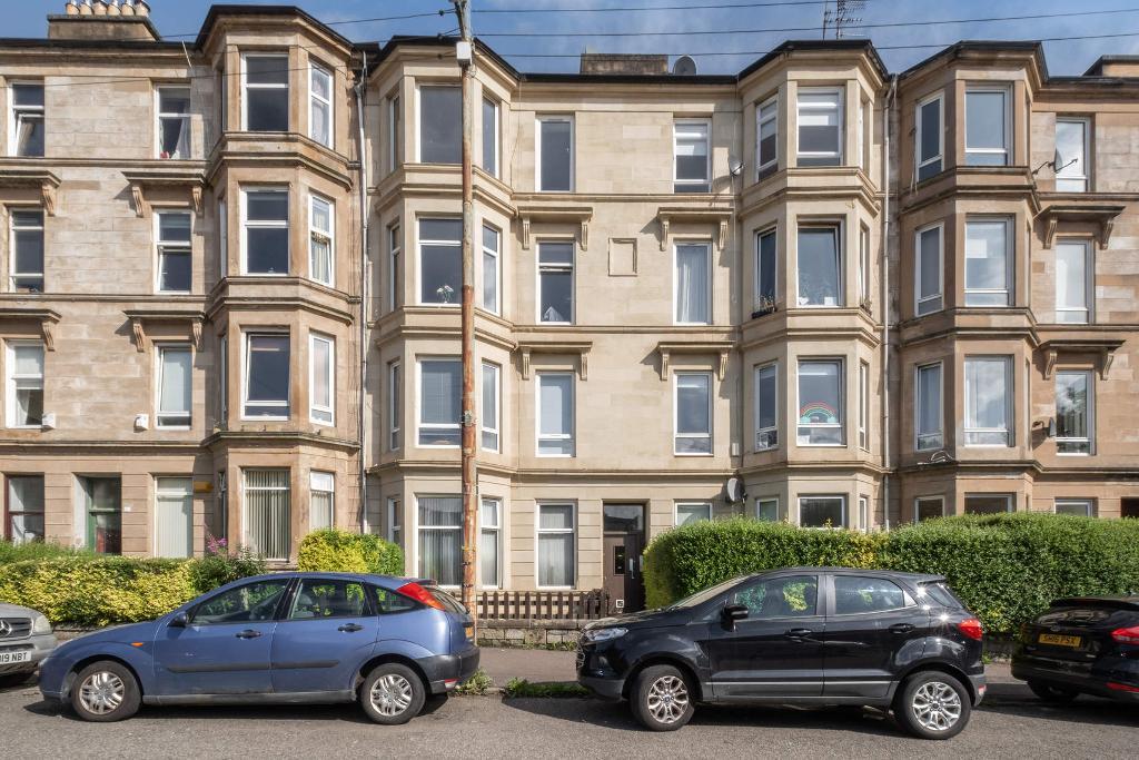 2 Bedroom Flat For Sale in Onslow Drive, Dennistoun, G31 2QE