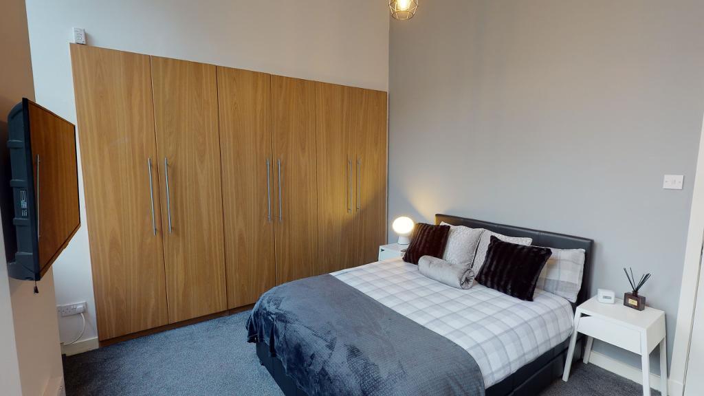 1 Bedroom Ground Floor Flat For Sale in Oakshaw Street East, Paisley