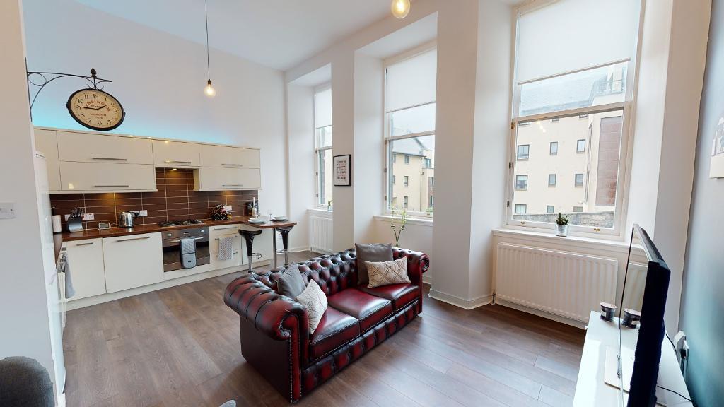 1 Bedroom Ground Floor Flat For Sale in Oakshaw Street East, Paisley