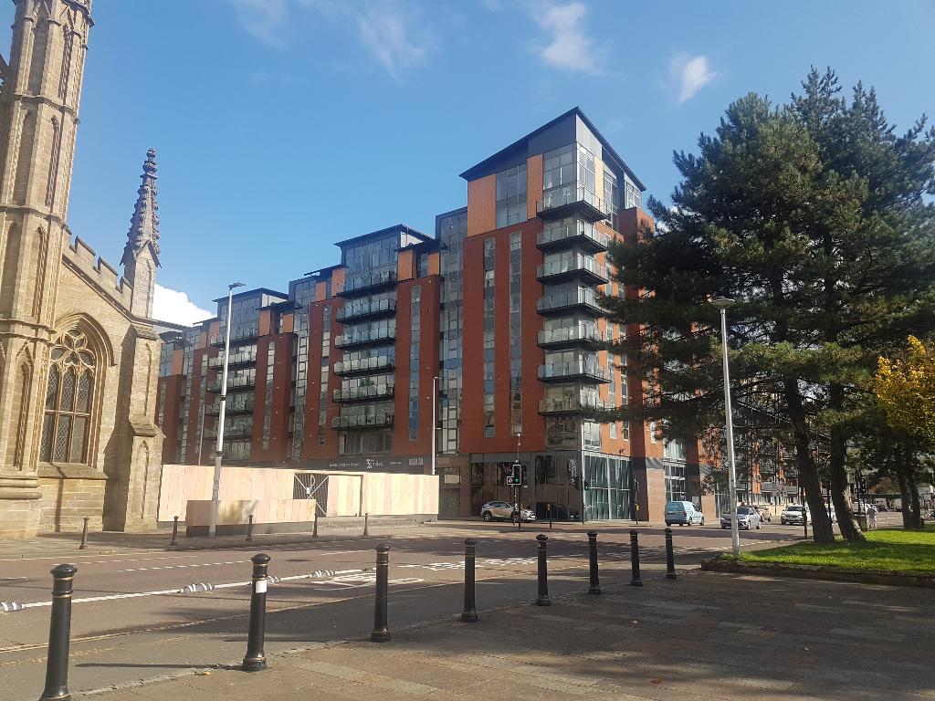 2 Bedroom Flat For Sale in Dunlop Street, Glasgow, G1 4EU