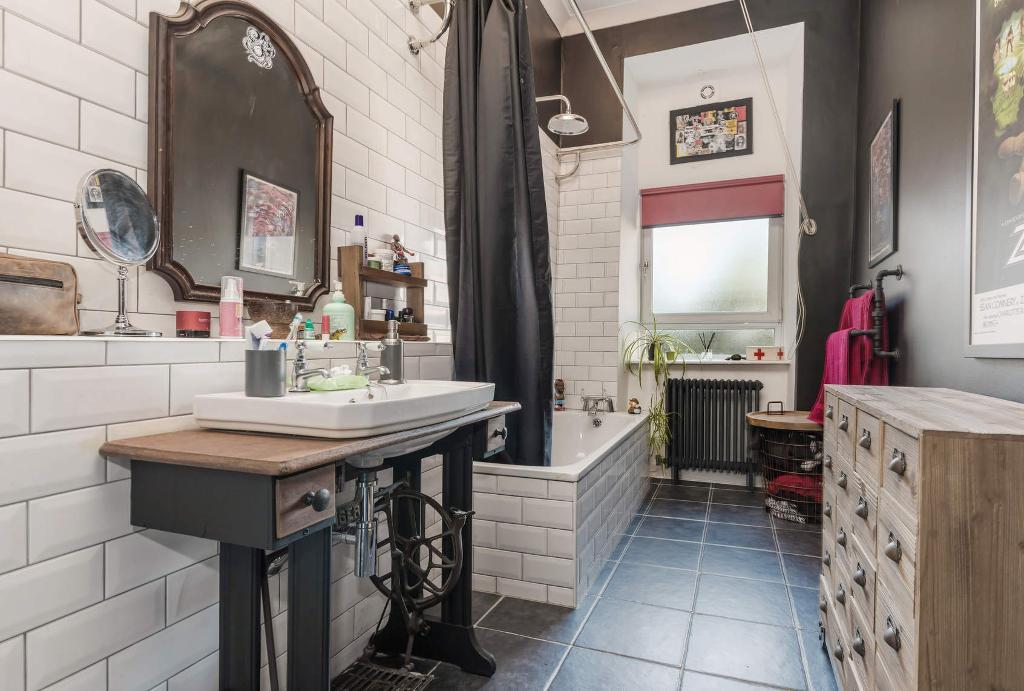 2 Bedroom Flat For Sale in Alexandra Park Street, Dennistoun, G31 2TY