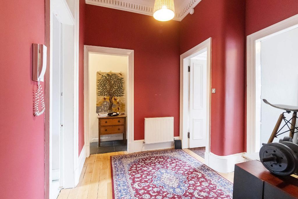 2 Bedroom Flat For Sale in Great Western Road, Glasgow, G4 9AW