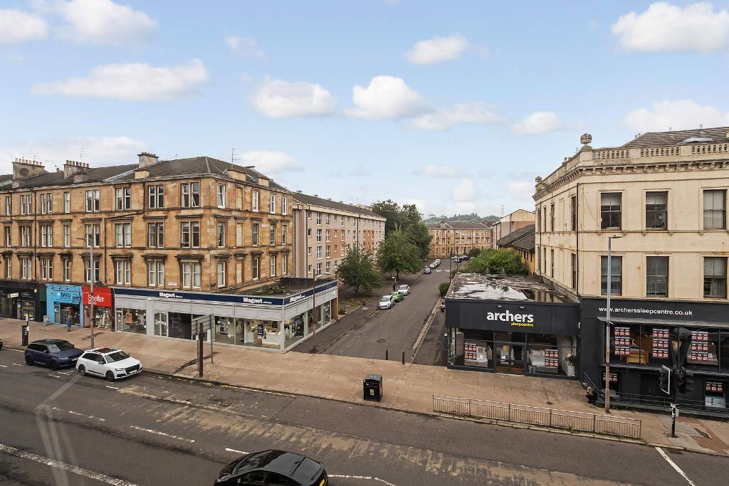 2 Bedroom Flat For Sale in Great Western Road, Glasgow, G4 9AW