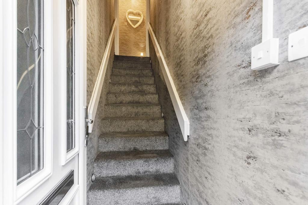 1 Bedroom Flat For Sale in Broomfield Road, Springburn, G21 3UB