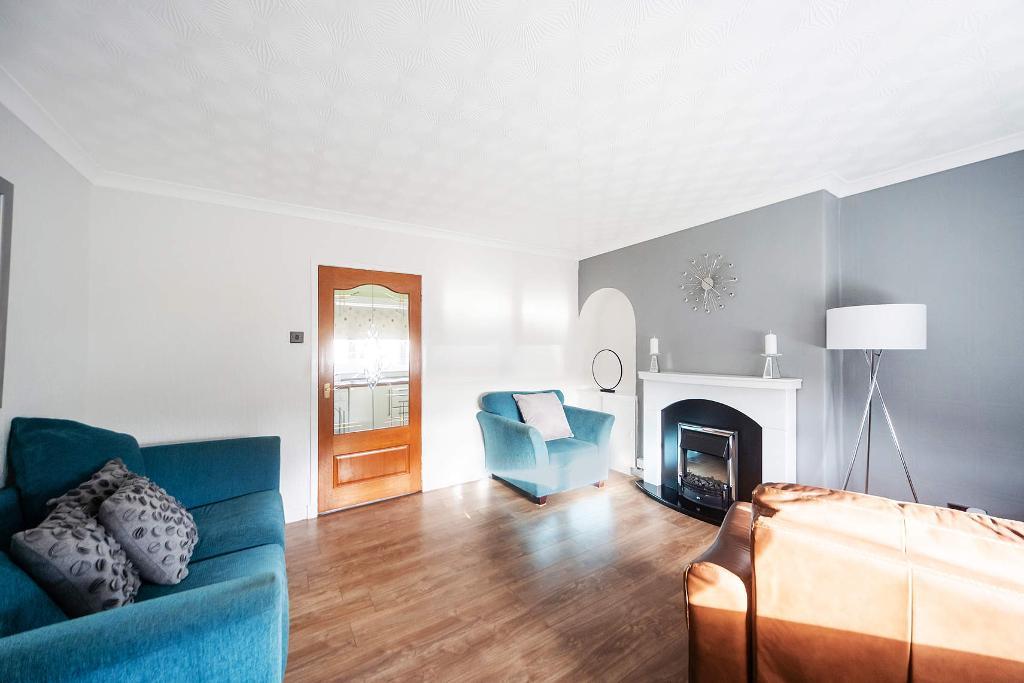 3 Bedroom Mid Terraced For Sale in Duffus Terrace, Carmyle, G32 8BH