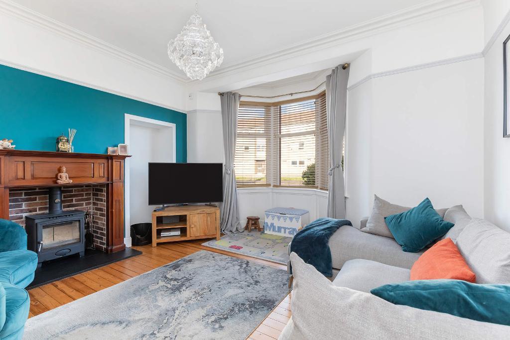 3 Bedroom SemiDetached For Sale in Colston Road, G64 2BD
