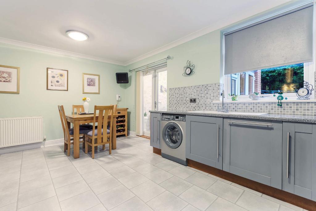 3 Bedroom SemiDetached For Sale in Willowdale Crescent, Baillieston