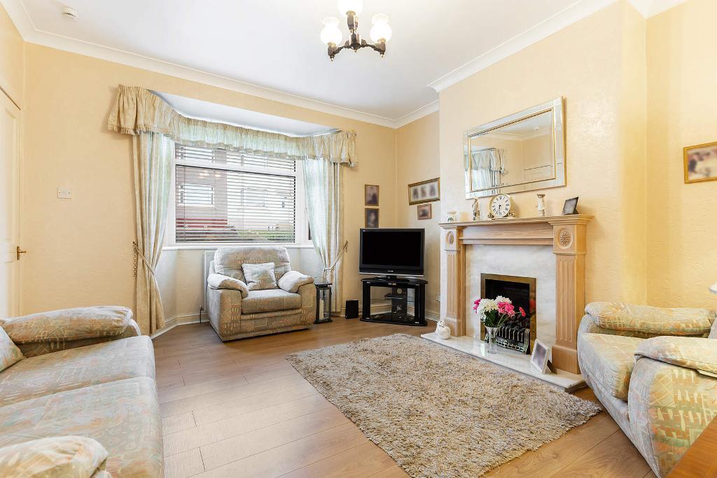 2 Bedroom SemiDetached For Sale in Coats Crescent, Garrowhill, G69 6LX
