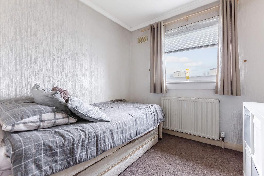 3 Bedroom SemiDetached For Sale in Paisley Road West, Glasgow, G52 3QH