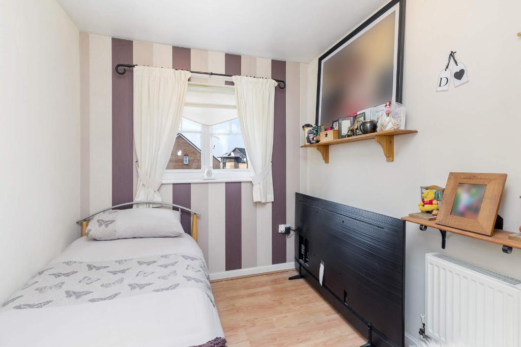 3 Bedroom SemiDetached For Sale in St Josephs Place, Royston, G21 2LD