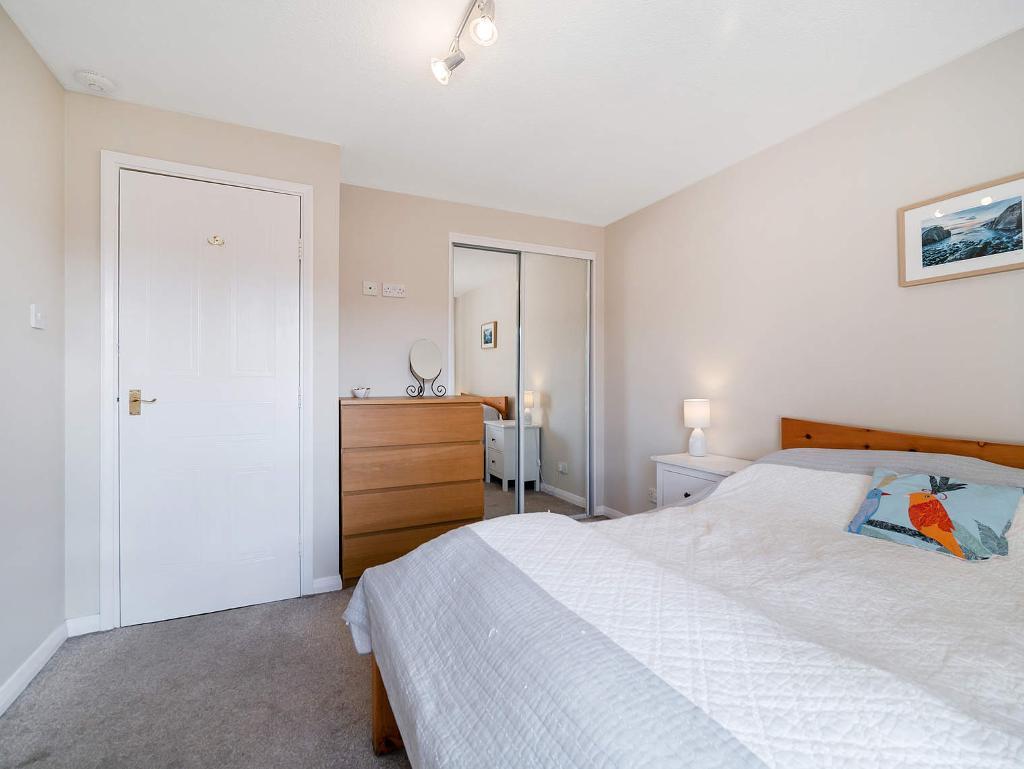 3 Bedroom Flat For Sale in Old Rutherglen Road, New Gorbals, G5 0RH