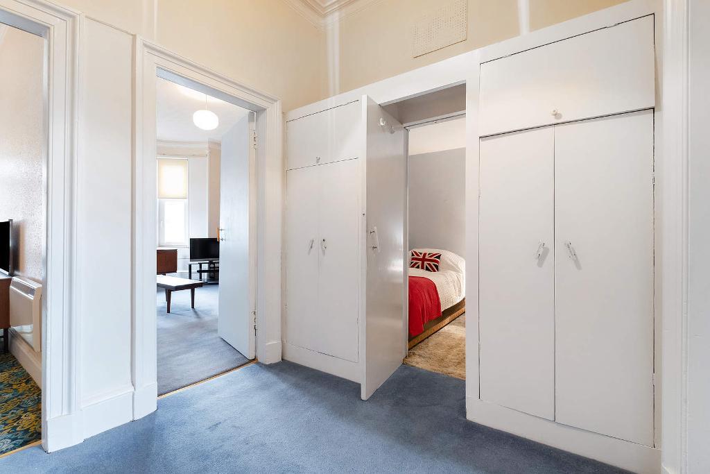 1 Bedroom Flat For Sale in Clifford Street, Kinning Park, G51 1QD