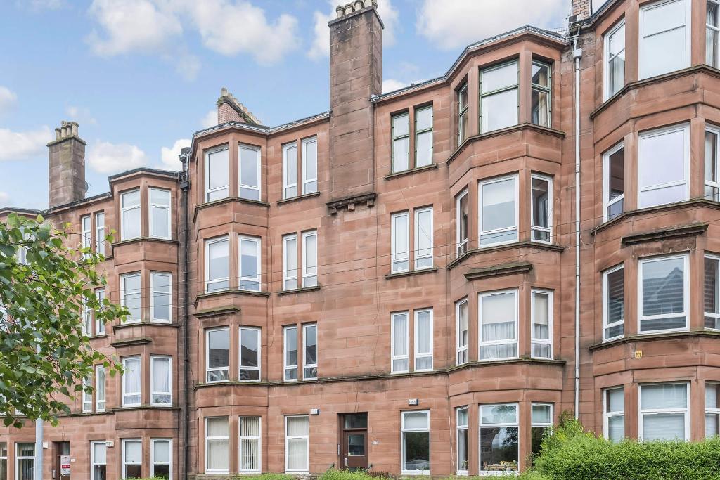 2 Bedroom Flat For Sale in Golfhill Drive, Dennistoun, G31 2NY