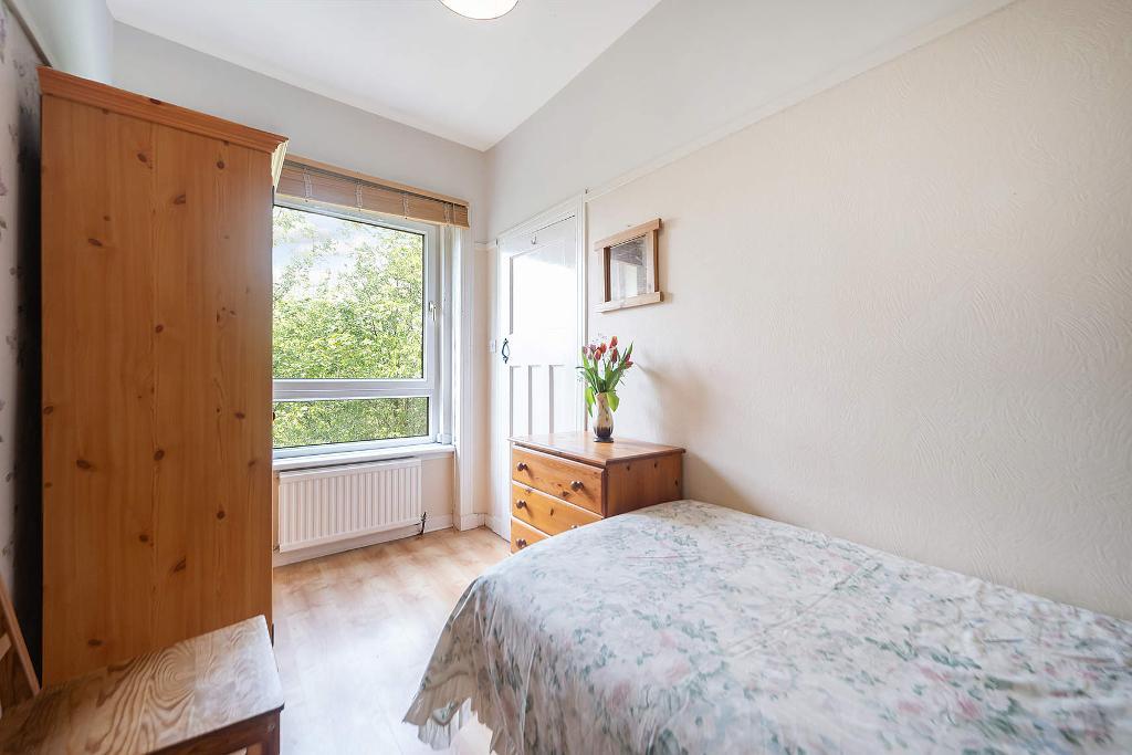 3 Bedroom Ground Floor Flat For Sale in Dorchester Avenue, Anniesland