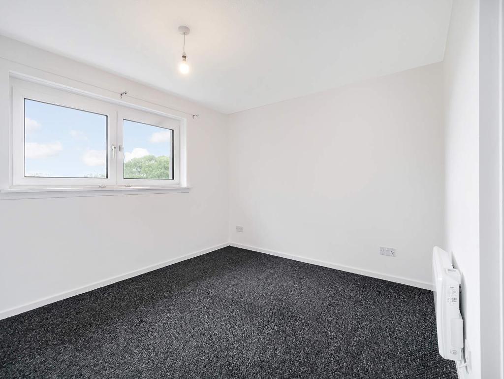 1 Bedroom Flat For Sale in Inveresk Street, Greenfield, G32 6TA