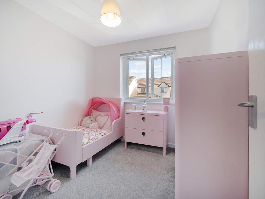 3 Bedroom End Terraced For Sale in Penicuik Street, Carntyne, G32 6FR