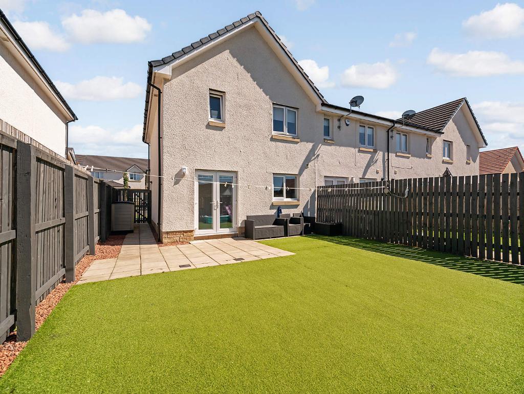 3 Bedroom End Terraced For Sale in Penicuik Street, Carntyne, G32 6FR