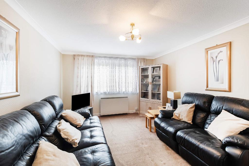 1 Bedroom Flat For Sale in Chirnside Place, Hillington, G52 2JS