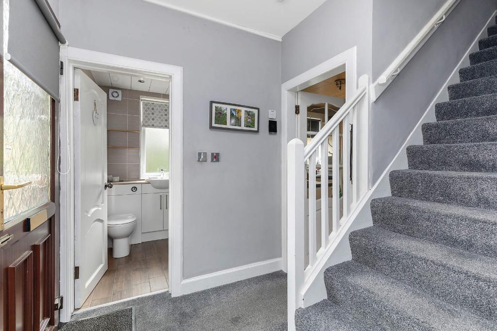 2 Bedroom SemiDetached For Sale in Balerno Drive, Mosspark, G52 1NB