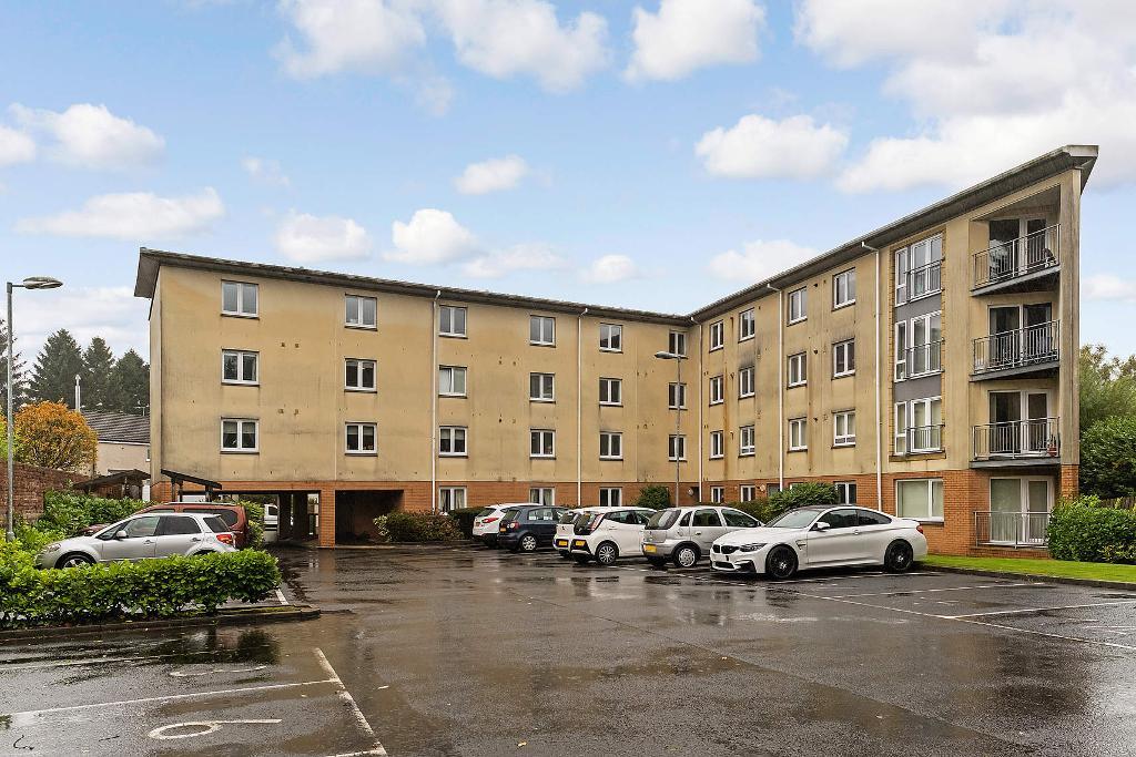 2 Bedroom Flat For Sale in Ashgill Road, G22 7HJ