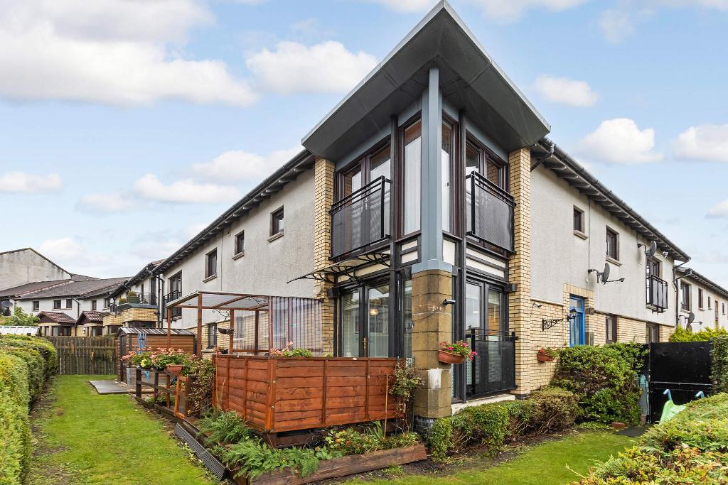 2 Bedroom Flat For Sale in Balado Road, Easterhouse, G33 4HB