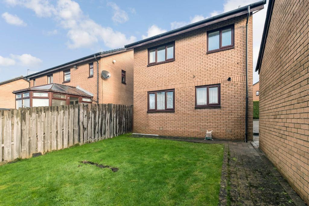 3 Bedroom Detached For Sale in Linacre Drive, Sandyhills, G32 0EH