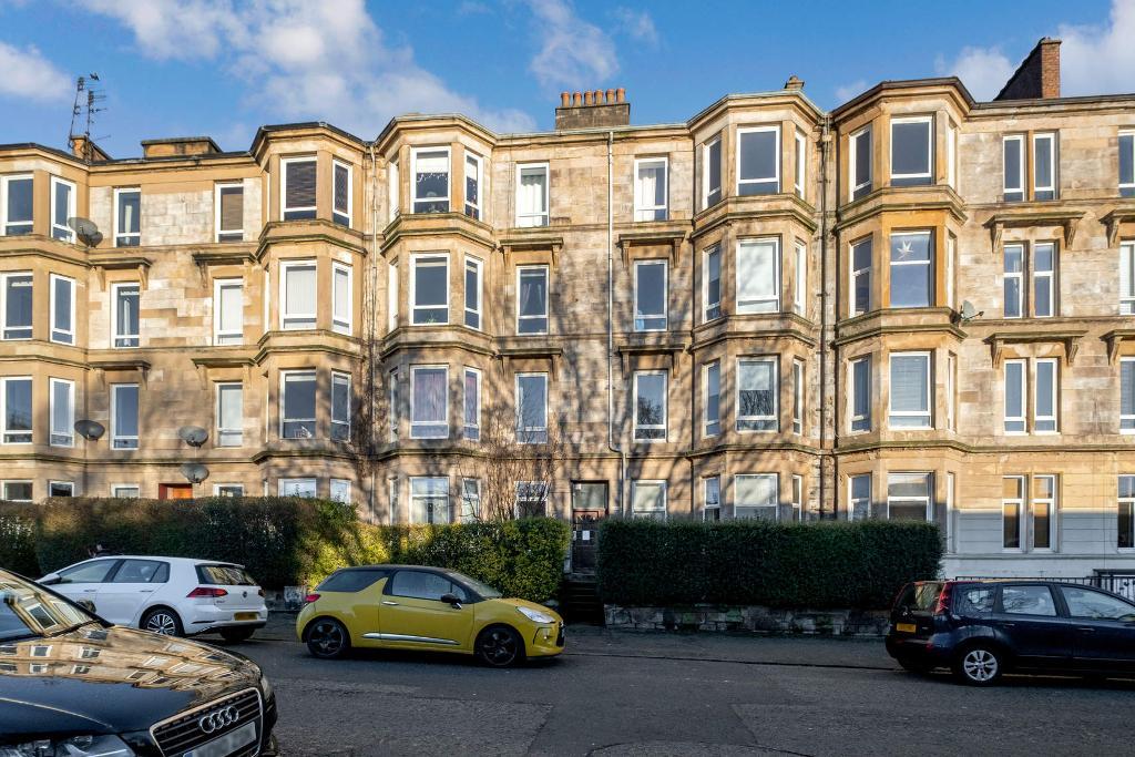 1 Bedroom Flat For Sale in Onslow Drive, Dennistoun, G31 2QE