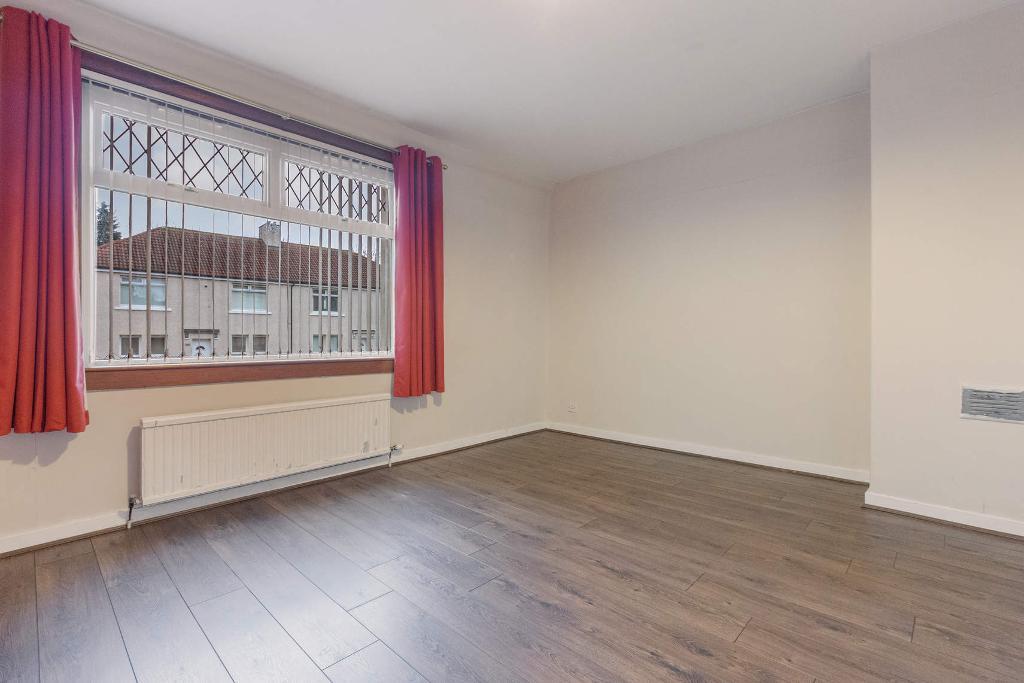 2 Bedroom Lower Cottage Flat For Sale in Ardgay Street, Sandyhills, G32 9BQ