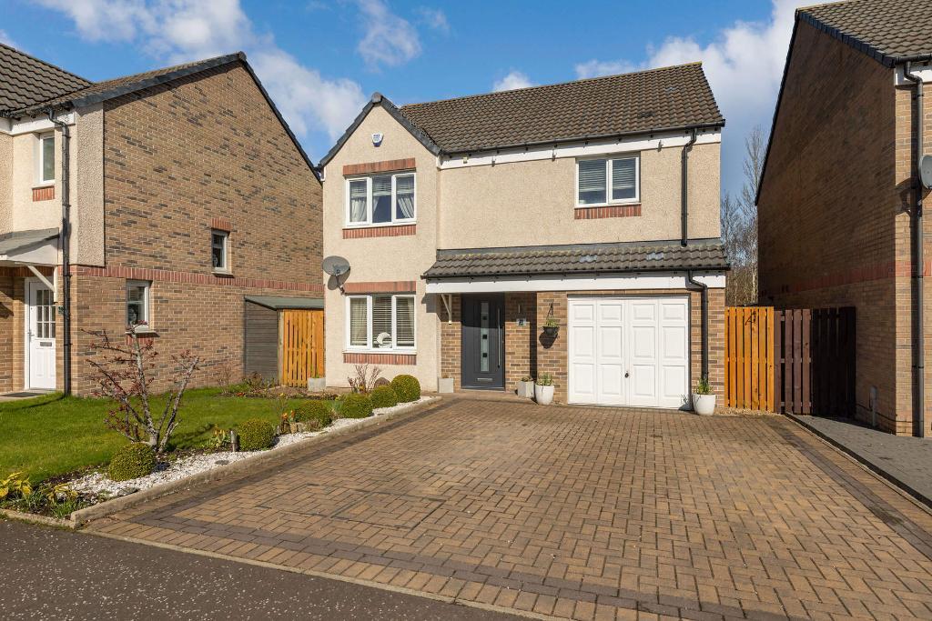 4 Bedroom Detached For Sale in Rhinds Crescent, Baillieston, G69 7JX