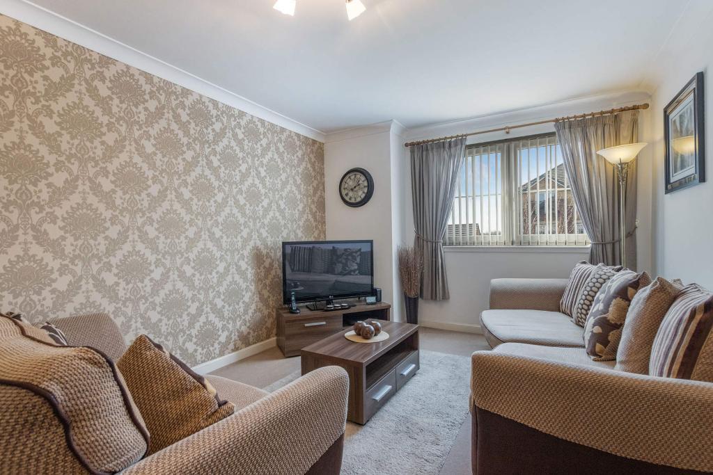 2 Bedroom Flat For Sale in Rigby Crescent, Carntyne, G32 6FG